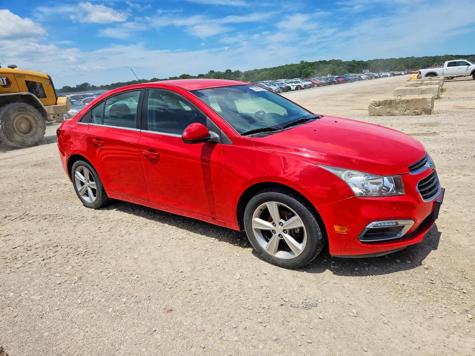 2015 Chevrolet Cruze VIN 1G1PE5SB3F7233519 COPART salvage auction — MINOR DENT/SCRATCHES, Mt - Certificate Of Title, sold $500 on 2026-07-09 (photo 4)