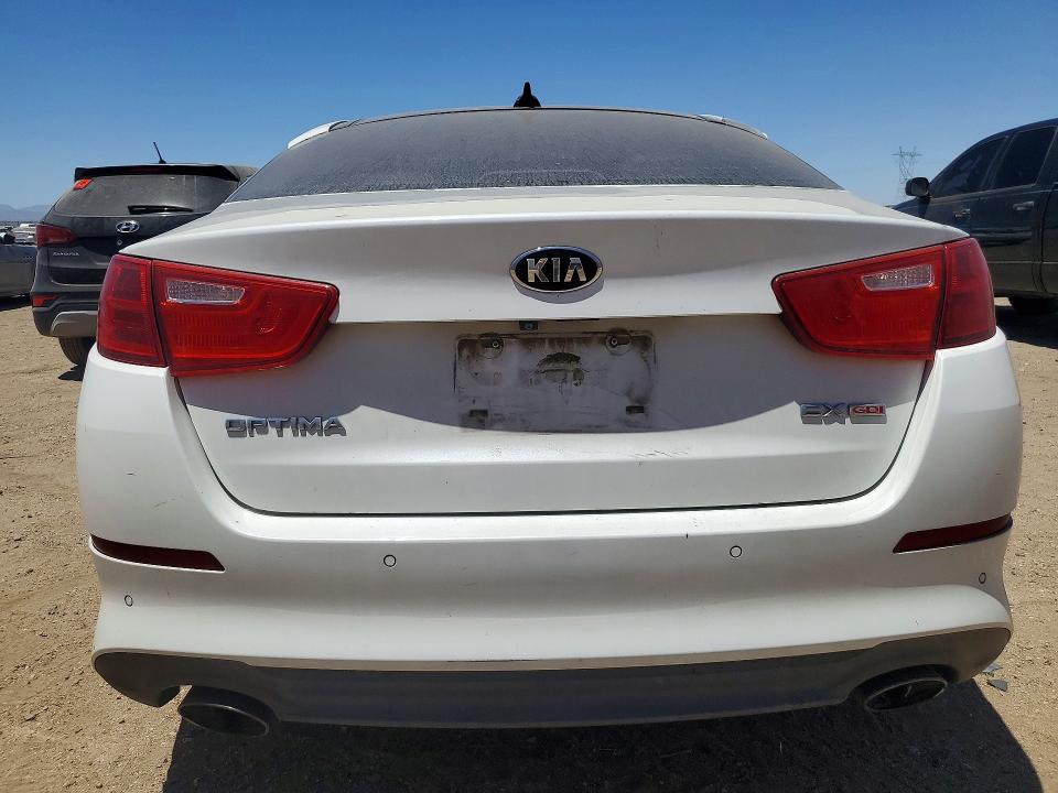 2015 Kia Optima VIN 5XXGN4A76FG473038 COPART salvage auction — MINOR DENT/SCRATCHES, Ca - Dis/Dlr/Exp Only Clean Title, sold $900 on 2026-07-20 (photo 6)