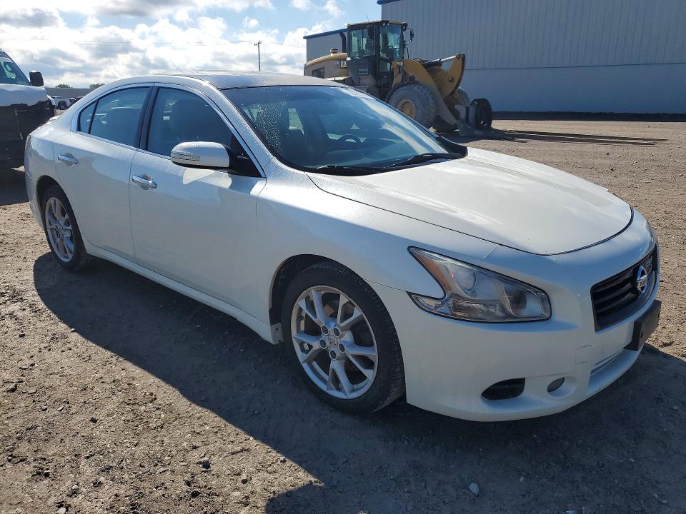 2014 Nissan VIN 1N4AA5APXEC477217 COPART salvage auction — FRONT END, Ny - Mv-907A Salvage Certificate, sold $1,000 on 2026-07-06 (photo 4)