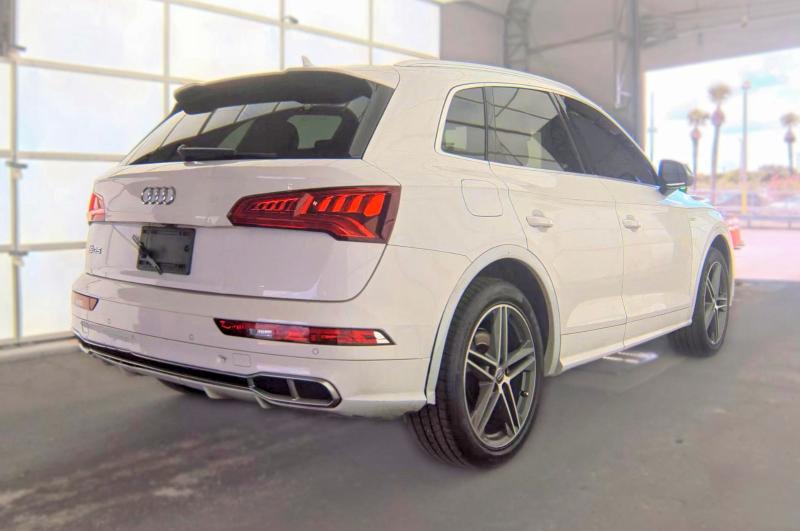 2018 Audi Sq5 VIN WA1C4AFY8J2182275 COPART salvage auction — NORMAL WEAR, Fl - Certificate Of Title (P), sold $9,800 on 2026-07-21 (photo 4)
