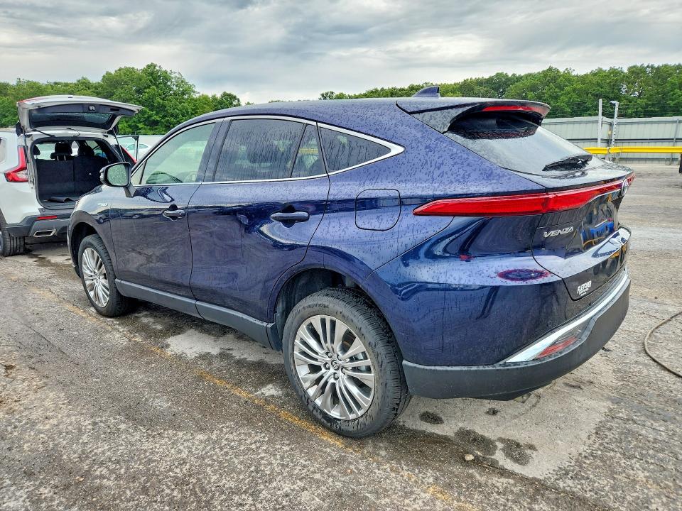 2021 Toyota Venza VIN JTEAAAAH7MJ014677 COPART salvage auction — ROOF, MO - SALVAGE CERTIFICATE OF TITLE, sold $100 on 2026-07-29 (photo 2)