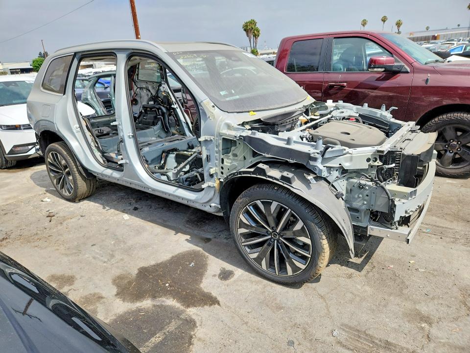 2025 Volvo Xc90 VIN YV4062PG0S1370677 COPART salvage auction — STRIPPED, Ca - Certificate Of Title, sold $9,800 on 2026-07-02 (photo 5)