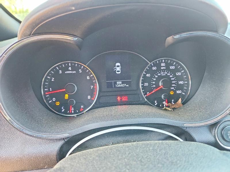 2016 Kia Forte VIN KNAFZ5A32G5632465 COPART salvage auction — SIDE, Ct - Cert Of Title-Salvage, sold $875 on 2026-07-17 (photo 9)