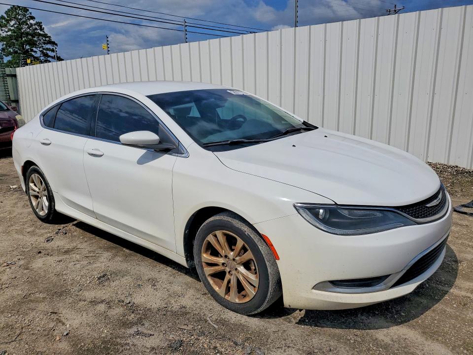 2015 Chrysler 200 VIN 1C3CCCAB6FN633429 COPART salvage auction — NORMAL WEAR, Fl - Certificate Of Title, sold $500 on 2026-07-02 (photo 4)