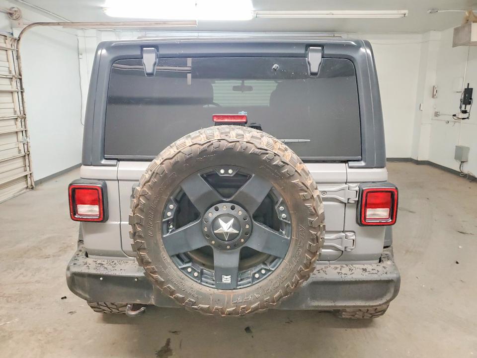 2020 Jeep Wrangler unlimited VIN 1C4HJXDN8LW198309 COPART salvage auction — MINOR DENT/SCRATCHES, Ut - Certificate Of Title, sold $7,800 on 2026-07-27 (photo 6)