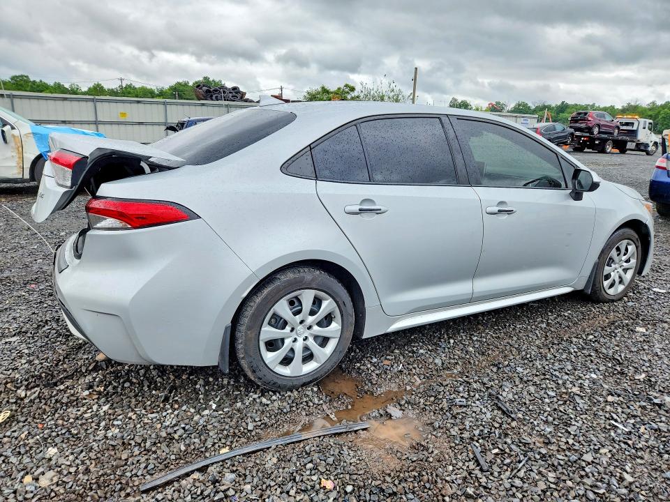 2021 Toyota Corolla VIN 5YFEPMAEXMP205436 COPART salvage auction — REAR END, Nj - Cert Of Title-Salvage, sold $3,600 on 2026-07-31 (photo 3)