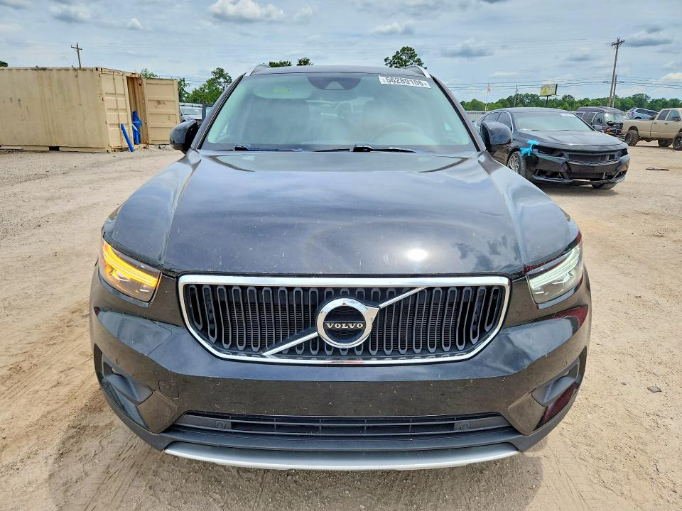 2021 Volvo Xc40 VIN YV4162UK2M2407030 COPART salvage auction — SIDE, Id - Salvage Certificate Of Title, sold $7,300 on 2026-08-20 (photo 5)