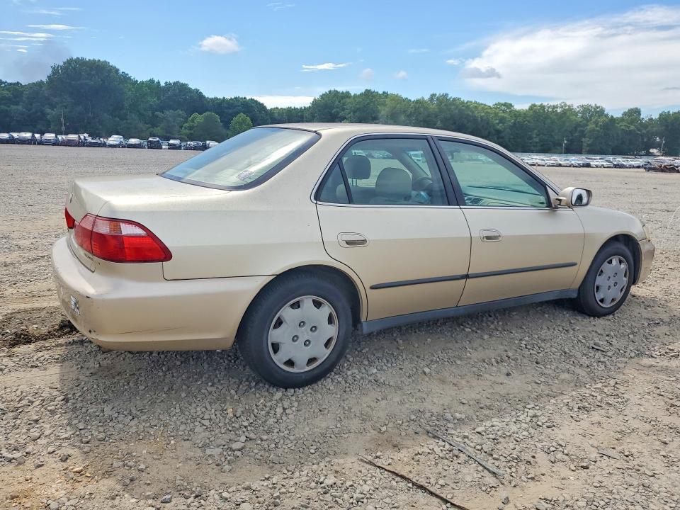2000 Honda Accord VIN JHMCG5649YC018988 COPART salvage auction — MINOR DENT/SCRATCHES, Ar - Certificate Of Title, sold $525 on 2026-07-06 (photo 3)