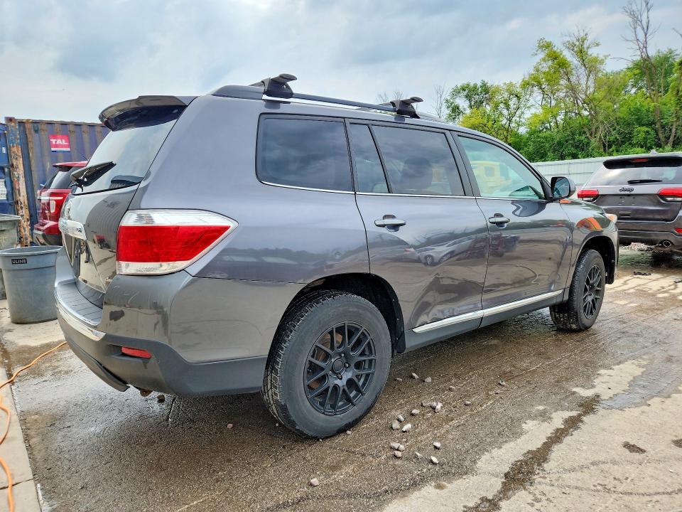 2012 Toyota Highlander VIN 5TDBK3EH5CS165465 COPART salvage auction — FRONT END, Mn - Cert Of Title-Prior Salvage, sold $1,200 on 2026-07-27 (photo 3)
