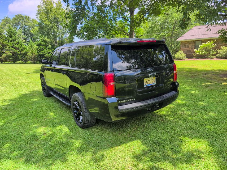 2020 Chevrolet Suburban VIN 1GNSCHKC1LR301602 COPART salvage auction — MINOR DENT/SCRATCHES, Al - Certificate Of Title (P), sold $3,100 on 2026-07-18 (photo 3)