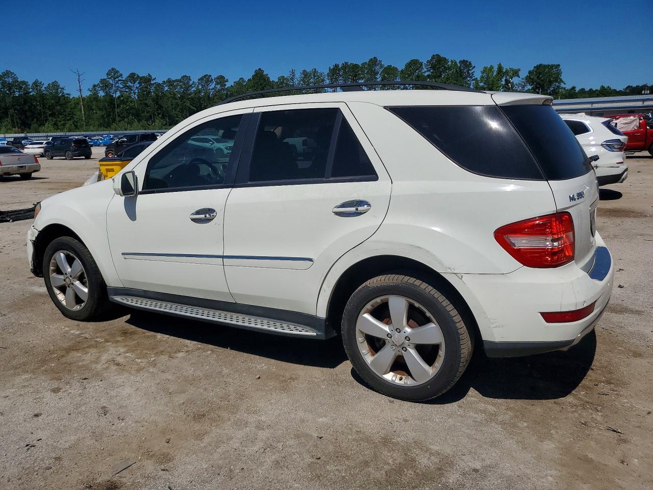 2009 Mercedes-Benz ML-Class VIN 4JGBB86E29A480632 COPART salvage auction — Minor Dent/Scratches, SC - CERTIFICATE OF TITLE, sold $1,700 on 2026-07-01 (photo 2)