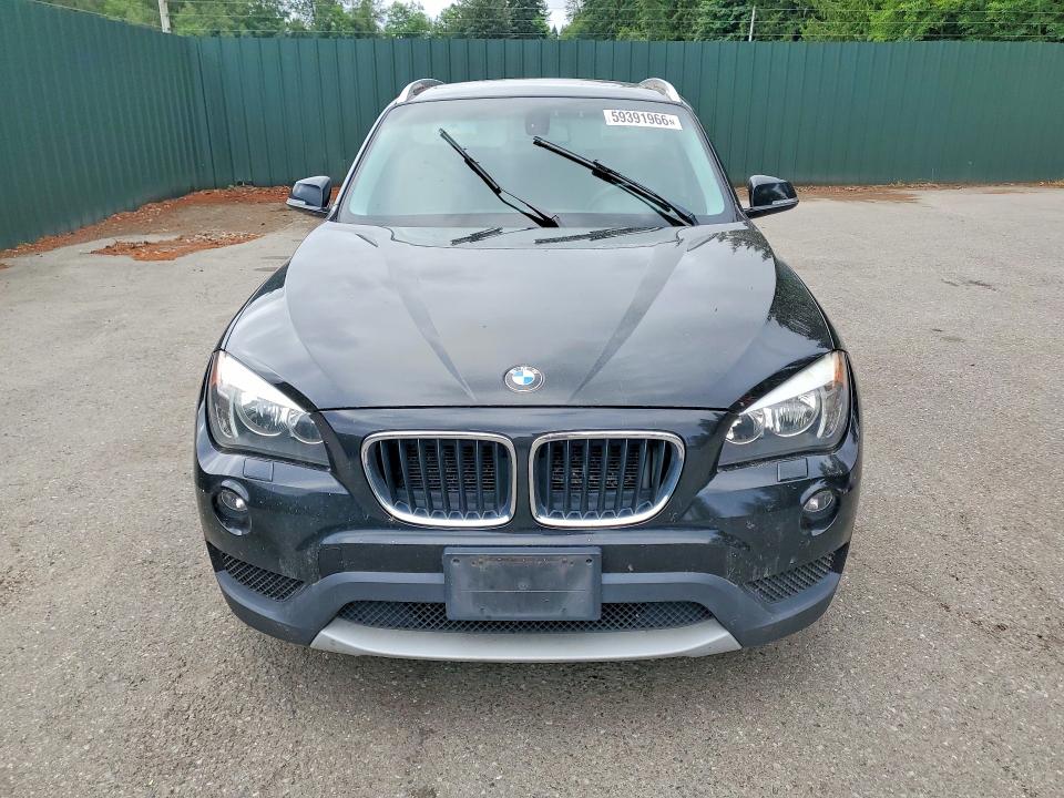 2013 BMW X1 VIN WBAVL1C50DVR91832 COPART salvage auction — MINOR DENT/SCRATCHES, Wa - Vehicle Cert Of Ownership-Titl, sold $475 on 2026-07-27 (photo 5)