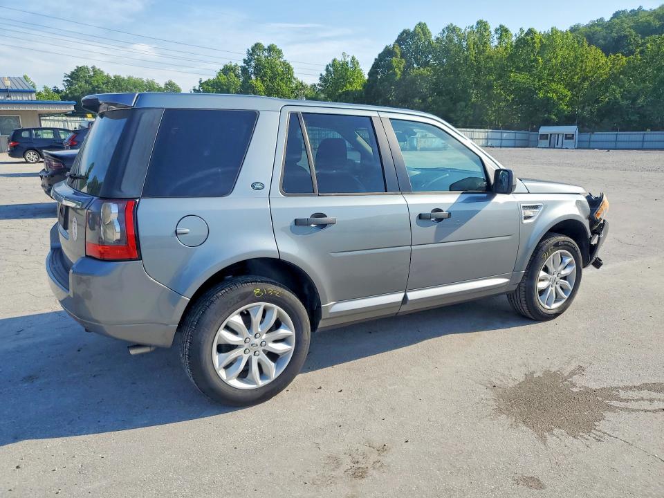 2012 Land rover Lr2 VIN SALFR2BN9CH305564 COPART salvage auction — FRONT END, Nj - Cert Of Title-Salvage, sold $225 on 2026-07-23 (photo 3)