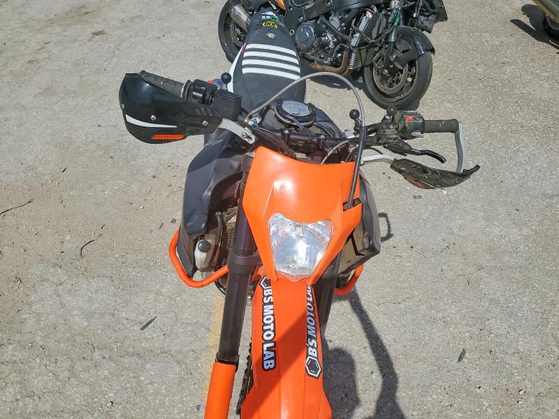 2017 Ktm VIN VBKV49401HM979183 COPART salvage auction — SIDE, Ks - Cert Of Title-Salvage, sold $950 on 2026-07-09 (photo 5)