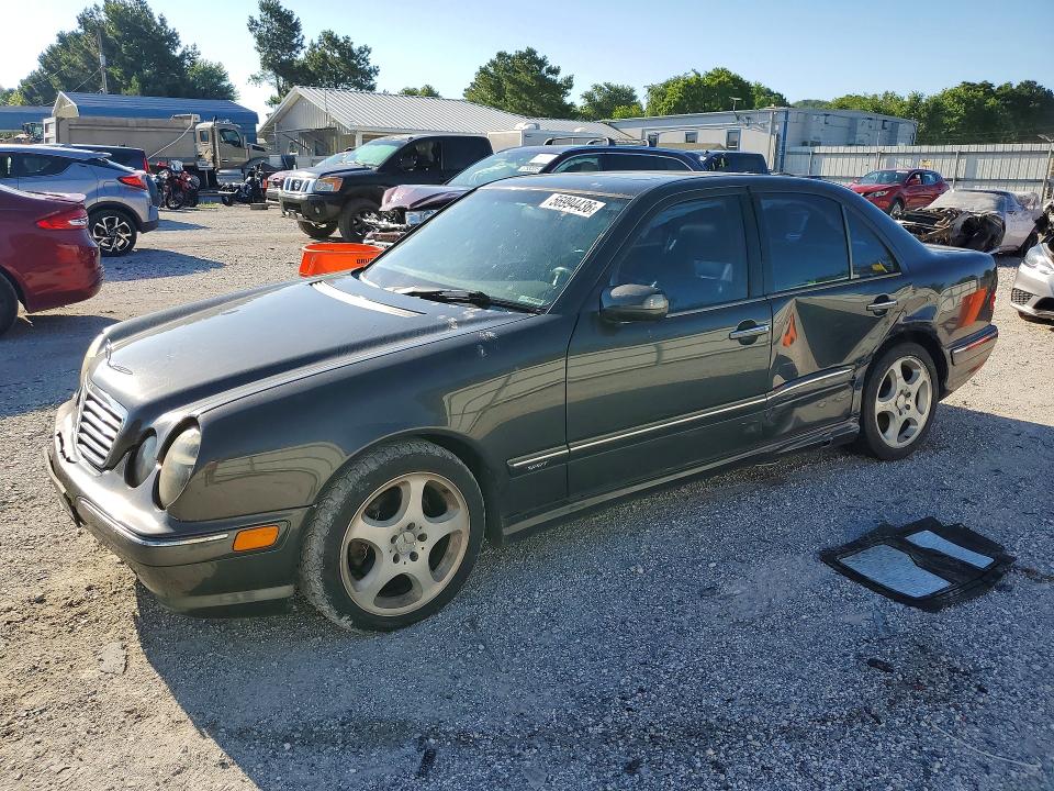 2001 Mercedes-benz E-class VIN WDBJF70J41B358582 COPART salvage auction — SIDE, AR - CERT OF TITLE-SALVAGE, sold $200 on 2026-07-20 (photo 1)
