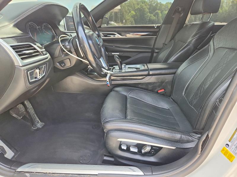 2016 BMW 7er VIN WBA7E2C59GG548029 COPART salvage auction — NORMAL WEAR, Va - Certificate Of Title, sold $6,800 on 2026-08-31 (photo 7)