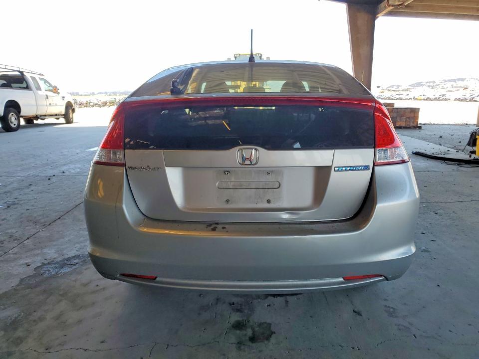 2010 Honda Insight VIN JHMZE2H78AS033077 COPART salvage auction — FRONT END, CA - SALVAGE CERTIFICATE, sold $625 on 2026-07-23 (photo 6)