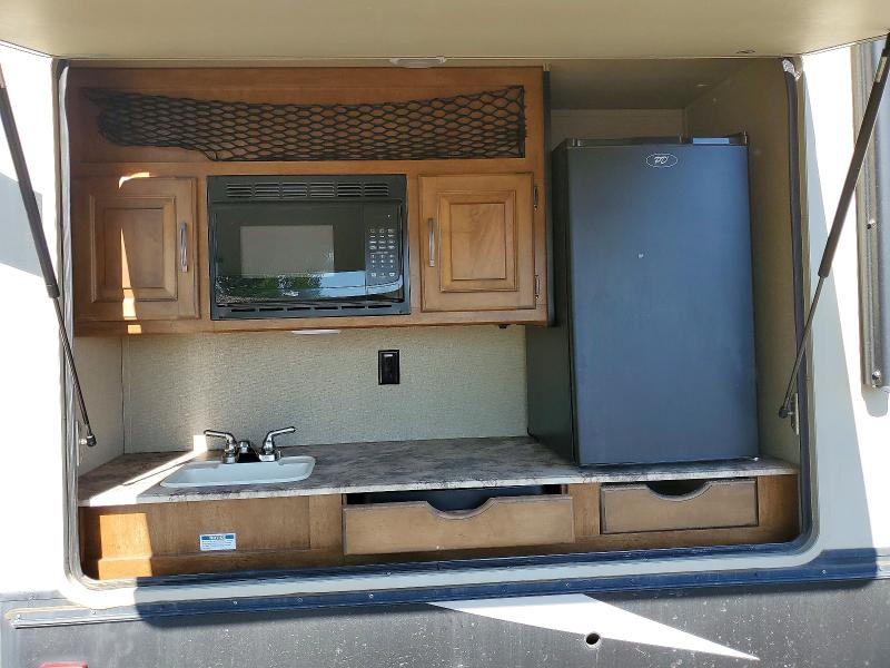 2017 Grand desi Reflection VIN 573TR3721H3312200 COPART salvage auction — MINOR DENT/SCRATCHES, AB - BOS - ACTIVE, sold $15,750 on 2026-07-07 (photo 6)