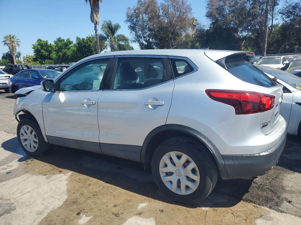 2018 Nissan Rogue sport VIN JN1BJ1CR5JW259638 COPART salvage auction — FRONT END, CA - CERTIFICATE OF TITLE, sold $1,350 on 2026-07-14 (photo 2)