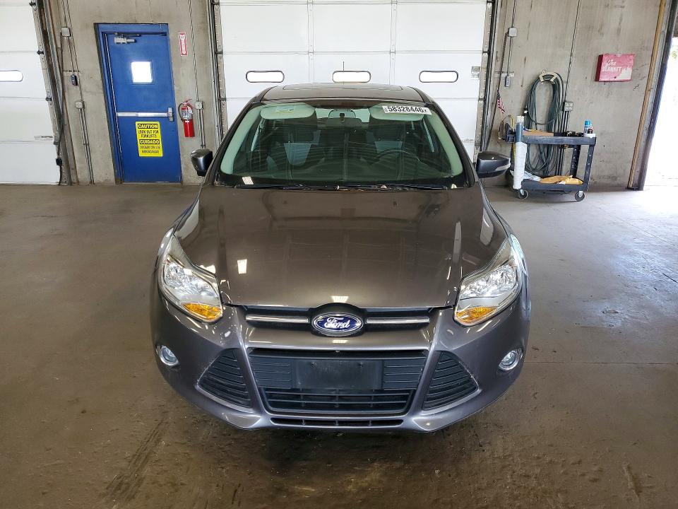 2014 Ford Focus VIN 1FADP3K23EL463579 COPART salvage auction — MECHANICAL, Mn - Certificate Of Title, sold $1,275 on 2026-07-03 (photo 5)