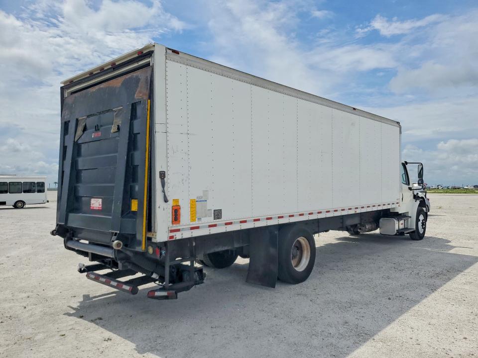 2019 Freightliner M2 VIN 3ALACXFC3KDKA6056 COPART salvage auction — MINOR DENT/SCRATCHES, AZ - CERT OF TITLE - SALVAGE, sold $11,000 on 2026-07-09 (photo 3)