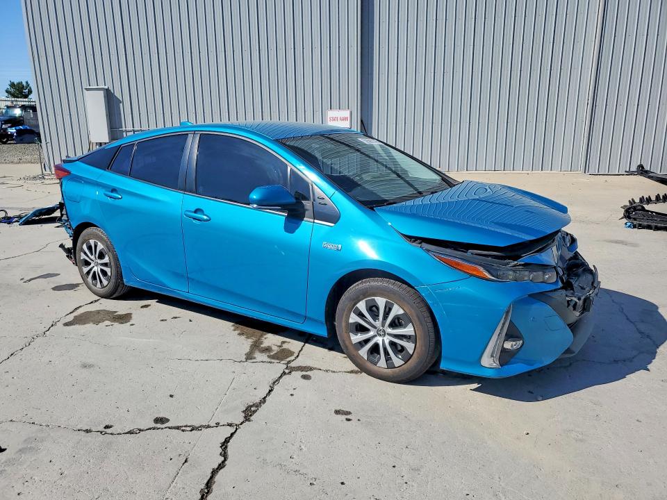 2022 Toyota Prius VIN JTDKAMFP7N3211087 COPART salvage auction — FRONT END, NV - SALVAGE TITLE, sold $9,400 on 2026-07-30 (photo 4)