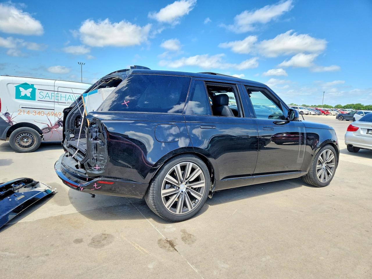2023 Land Rover Range Rover VIN SALKP9FU9PA010798 COPART salvage auction — Rear End, TX - SALVAGE VEHICLE TITLE, sold $62,000 on 2026-07-02 (photo 3)