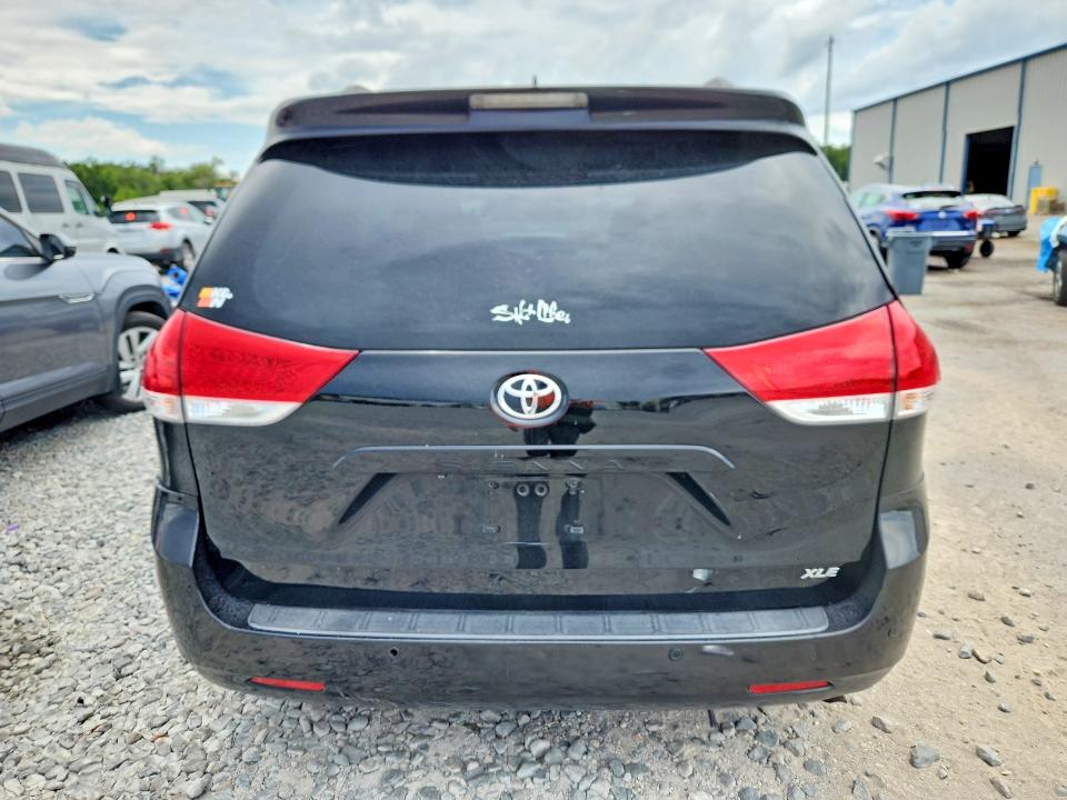 2011 Toyota Sienna VIN 5TDYK3DC1BS055771 COPART salvage auction — FRONT END, Fl - Cert Of Title Slvg Rebuildable, sold $1,350 on 2026-07-06 (photo 6)