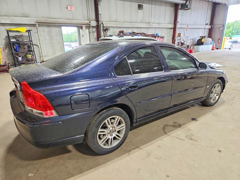 2006 Volvo S60 VIN YV1RH592462502115 COPART salvage auction — FRONT END, CT - BILL OF SALE-SALVAGE, sold $475 on 2026-07-02 (photo 3)
