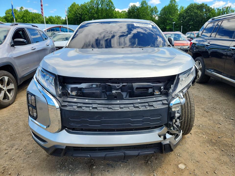 2023 Mitsubishi Outlander VIN JA4ARUAU1PU013999 COPART salvage auction — FRONT END, Va - Certificate Of Title (P), sold $8,800 on 2026-07-16 (photo 5)