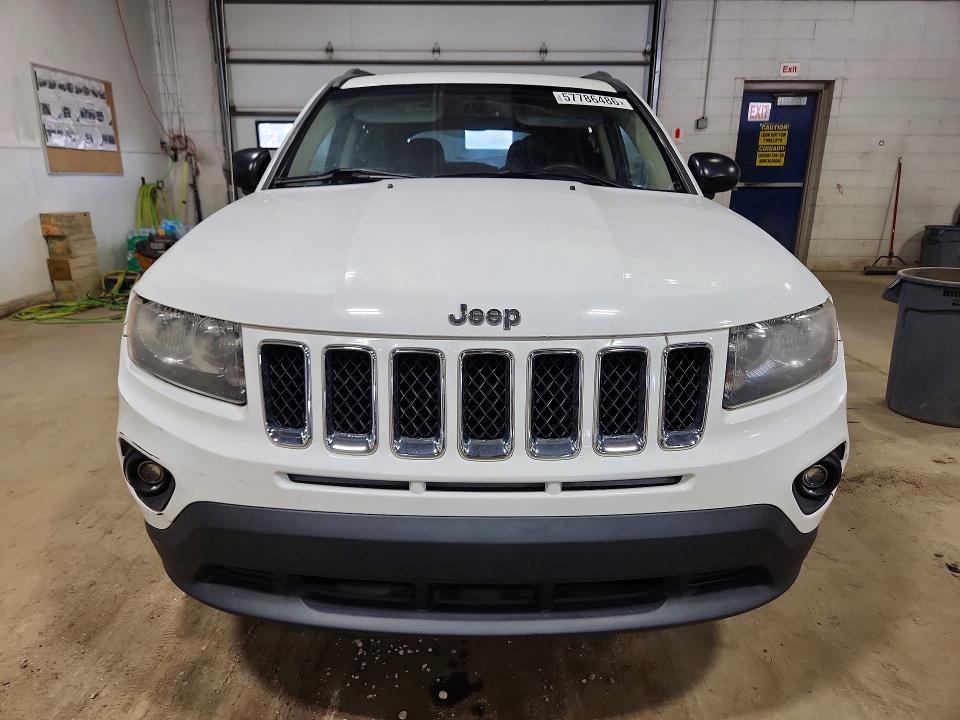 2014 Jeep Compass VIN 1C4NJCBA1ED587058 COPART salvage auction — MINOR DENT/SCRATCHES, Nv - Certificate Of Title, sold $1,050 on 2026-07-21 (photo 5)