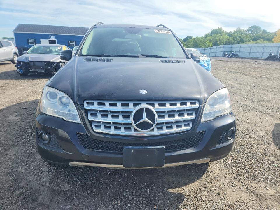 2011 Mercedes-benz Ml-class VIN 4JGBB8GB1BA684526 COPART salvage auction — MINOR DENT/SCRATCHES, Ri - Certificate Of Title, sold $2,259 on 2026-07-02 (photo 5)