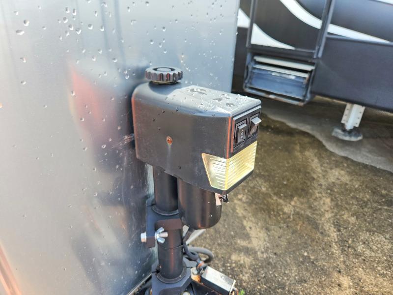 2019 Airstream Camper VIN 1STX9YJ25KJ546553 COPART salvage auction — HAIL, OH - CERT OF TITLE-SALVAGE, sold $24,400 on 2026-07-29 (photo 8)