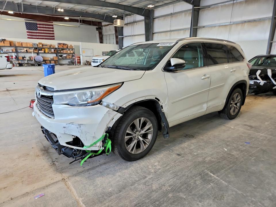 2015 Toyota Highlander VIN 5TDJKRFH7FS104653 COPART salvage auction — FRONT END, Ne - Cert Of Title-Salvage, sold $5,600 on 2026-07-14 (photo 1)