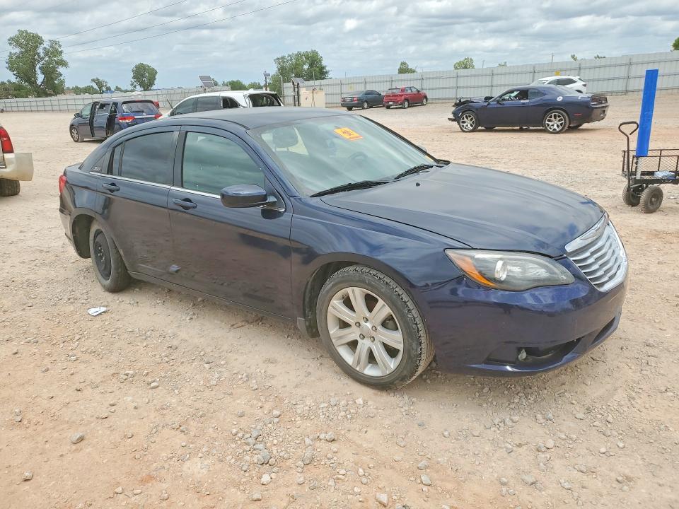 2014 Chrysler 200 VIN 1C3CCBBB6EN165144 COPART salvage auction — BIOHAZARD/CHEMICAL, Ok - Certificate Of Title (P), sold $400 on 2026-07-09 (photo 4)