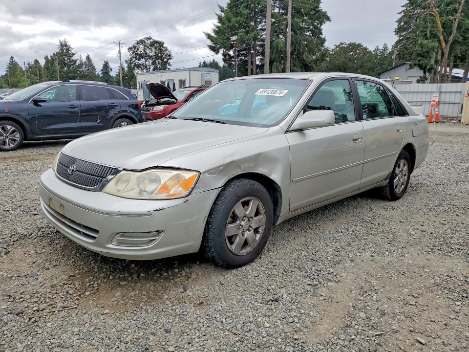 2000 Toyota Avalon VIN 4T1BF28B3YU009610 — COPART salvage auction photo