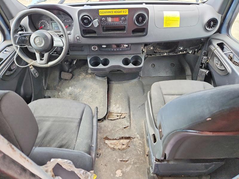2019 Mercedes-benz Sprinter VIN WD4PF0CD3KT004322 COPART salvage auction — FRONT END, Nj - Certificate Of Title, sold $6,600 on 2026-07-20 (photo 8)