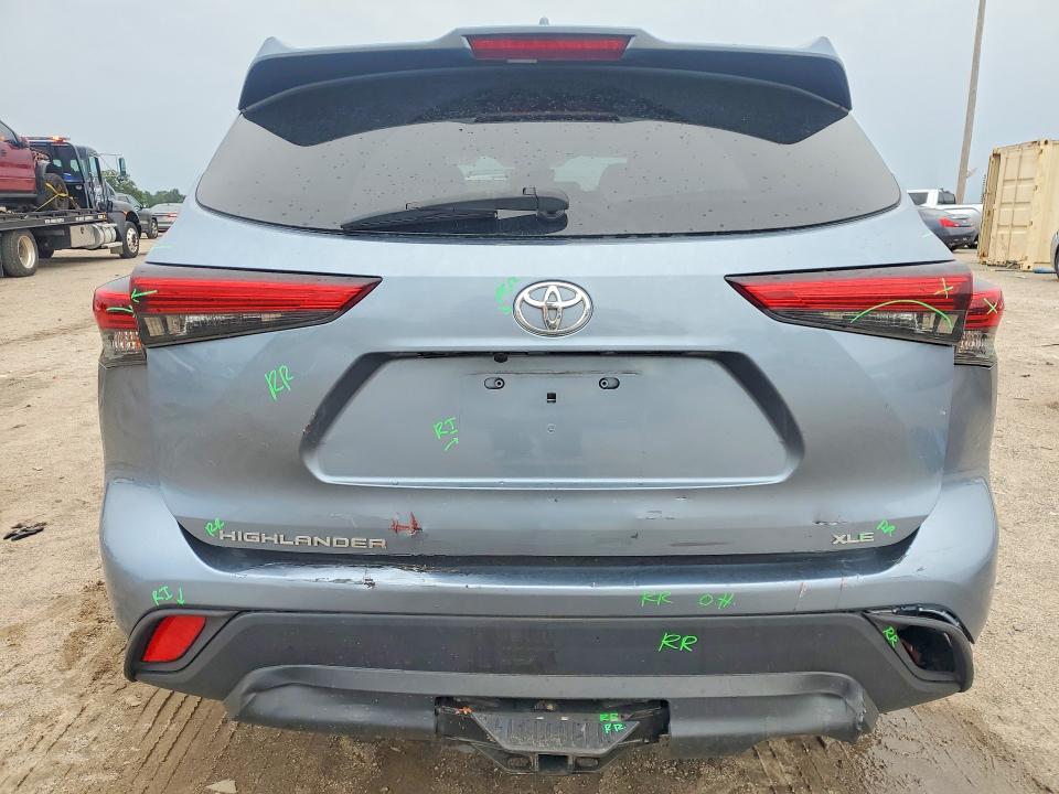 2021 Toyota Highlander VIN 5TDGZRAH6MS040504 COPART salvage auction — REAR END, FL - CERT OF TITLE SLVG REBUILDABLE, sold $14,400 on 2026-07-30 (photo 6)