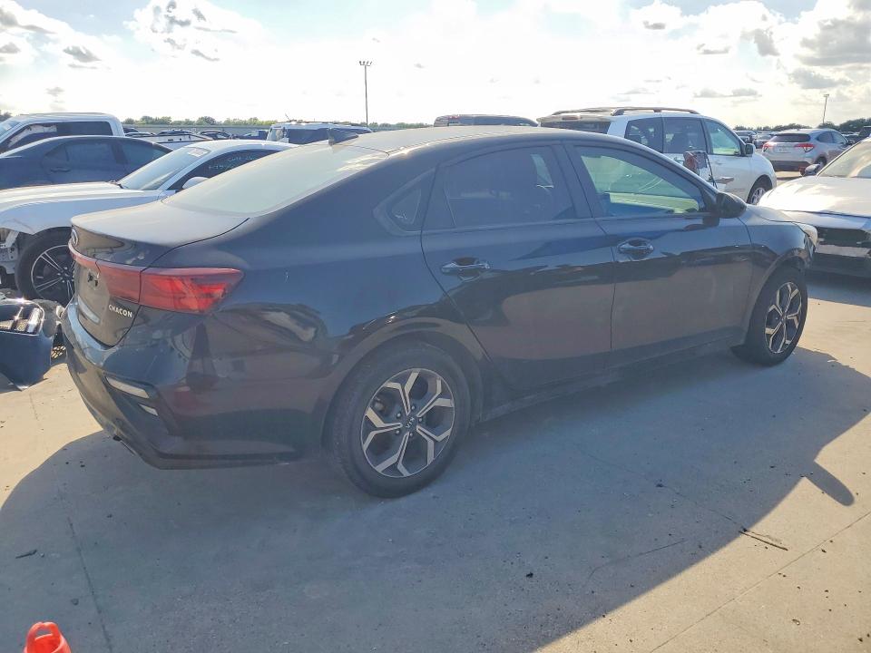 2021 Kia VIN 3KPF24AD1ME290596 COPART salvage auction — FRONT END, Tx - Certificate Of Title (P), sold $2,150 on 2026-07-09 (photo 3)