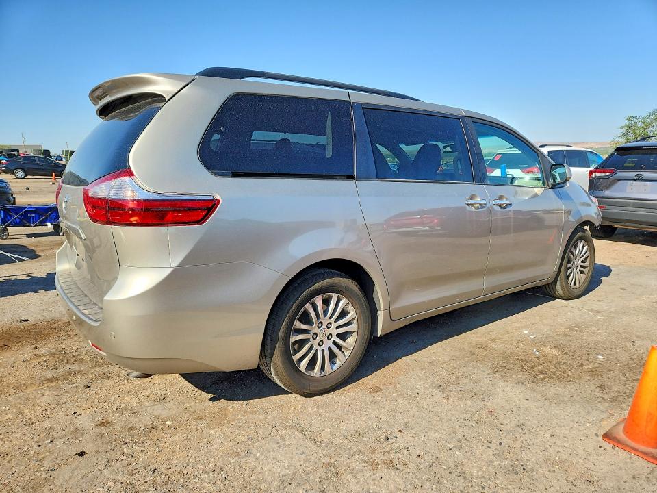 2015 Toyota Sienna VIN 5TDYK3DC0FS625703 COPART salvage auction — FRONT END, Nm - Cert Of Title-Salvage, sold $925 on 2026-07-23 (photo 3)