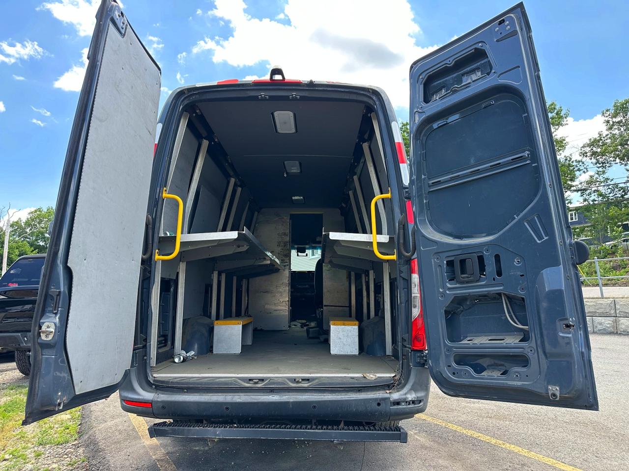 2019 Mercedes-Benz Sprinter VIN WD4PF1CD3KP150623 COPART salvage auction — Mechanical, NJ - CERTIFICATE OF TITLE, sold $7,600 on 2026-07-01 (photo 8)