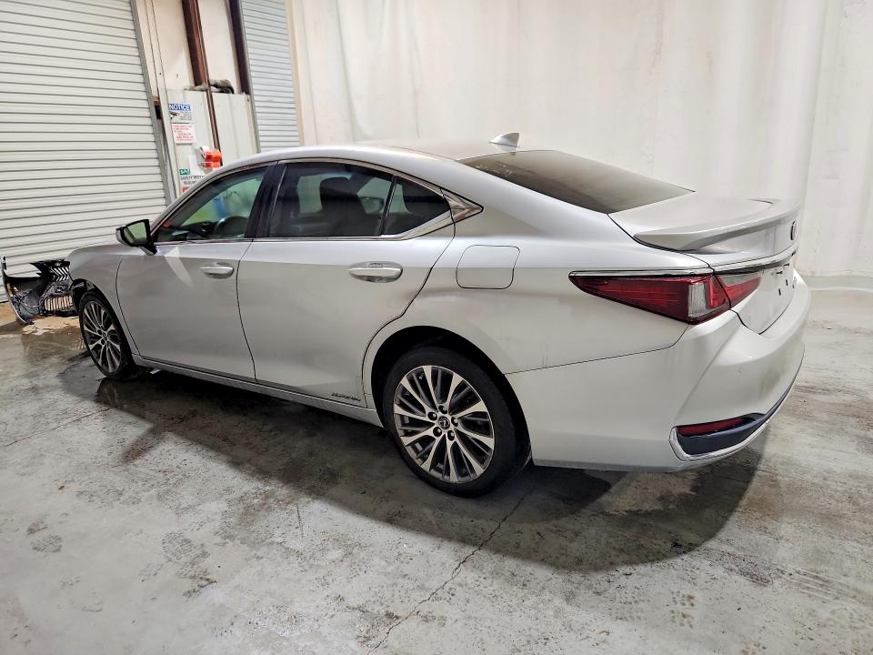 2019 Lexus Es 300h VIN 58AB21B13KU002534 COPART salvage auction — FRONT END, La - Certificate Of Title, sold $13,600 on 2026-07-16 (photo 2)