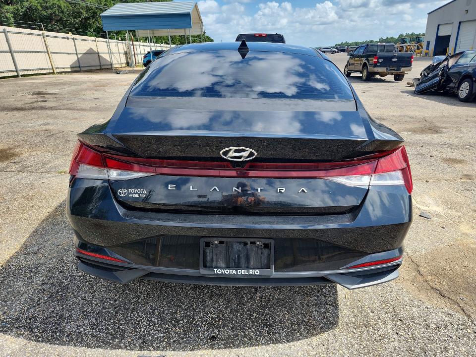 2022 Hyundai Elantra VIN KMHLM4AG3NU224637 COPART salvage auction — HAIL, Al - Cert Of Title-Salvage Title, sold $4,250 on 2026-07-20 (photo 6)