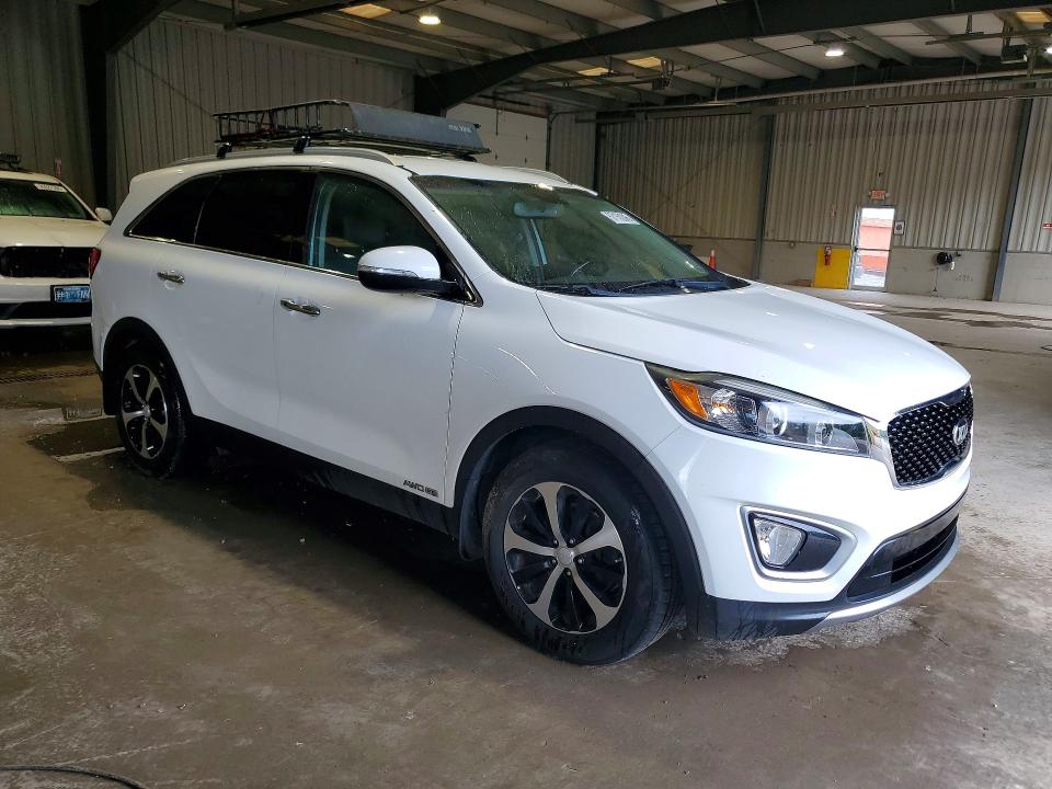 2017 Kia Sorento VIN 5XYPHDA59HG205055 COPART salvage auction — MECHANICAL, Mt - Certificate Of Title, sold $2,000 on 2026-07-08 (photo 4)