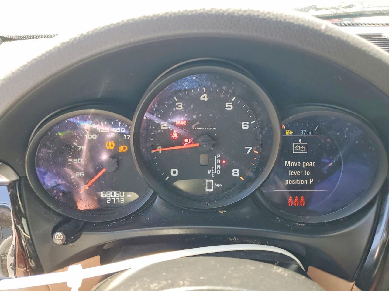 2019 Porsche Macan VIN WP1AA2A52KLB04819 COPART salvage auction — Side, MO - CERT OF TITLE-REPOSSESSED, sold $10,500 on 2026-07-01 (photo 9)