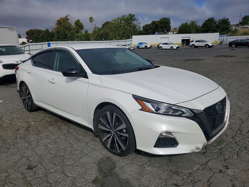 2022 Nissan Altima VIN 1N4BL4CV8NN339507 COPART salvage auction — REAR END, Ca - Salvage Certificate, sold $3,700 on 2026-07-31 (photo 4)