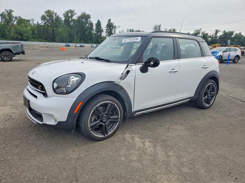 2015 Mini VIN WMWZC5C56FWP43509 COPART salvage auction — SIDE, Or - Salvage Title Certificate, sold $1,150 on 2026-08-17 (photo 1)