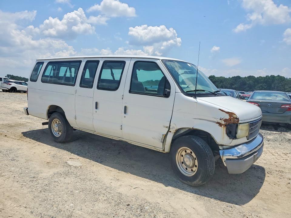 2003 Ford Econoline e350 VIN 1FBSS31L43HA53257 COPART salvage auction — FRONT END, Nc - Salvage Cert-Rebuilt, sold $700 on 2026-07-08 (photo 4)