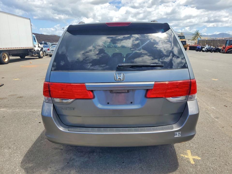 2009 Honda Odyssey VIN 5FNRL38409B402767 COPART salvage auction — MINOR DENT/SCRATCHES, Hi - Certificate Of Title, sold $50 on 2026-07-27 (photo 6)