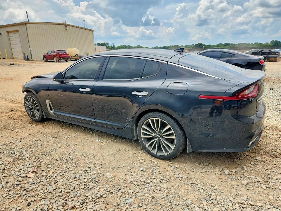 2019 Kia Stinger VIN KNAE15LA1K6053159 COPART salvage auction — FRONT END, Tn - Certificate Of Title (P), sold $4,100 on 2026-07-29 (photo 2)